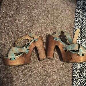 Bed stud heel sandals size 7.5